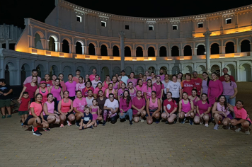 EQUIPE DE CORREDORES DE PEDRINHAS REALIZA TREINO ESPECIAL OUTUBRO ROSA.