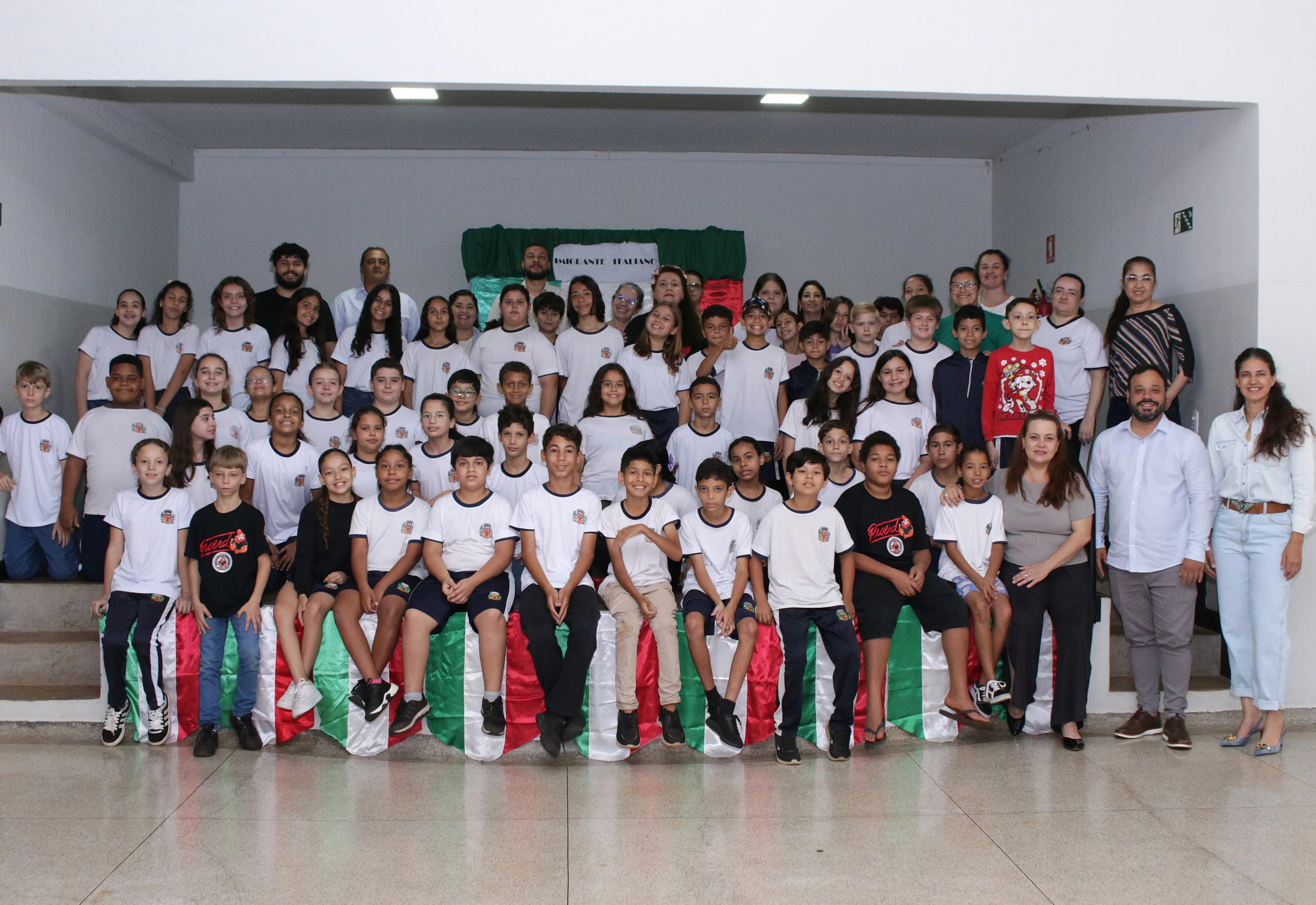 EMEF “PROF. CLOVIS MANFIO” REALIZA MANHÃ CULTURAL EM COMEMORAÇÃO AO DIA DA IMIGRAÇÃO ITALIANA.